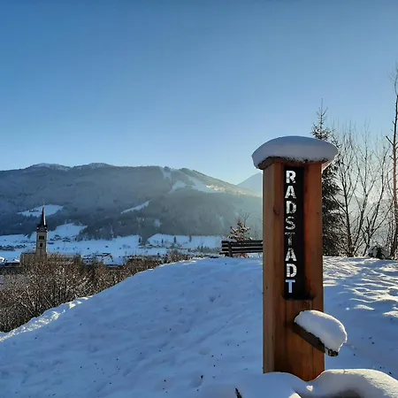 アパート Susis *